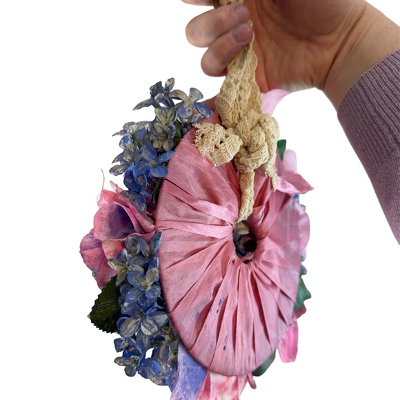 Spring wreath - Picture 5 of 8